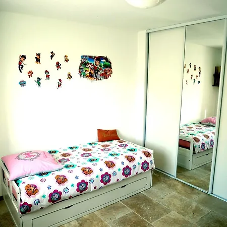 House For 6 People Private Pool, Air Conditioning, * マノスク