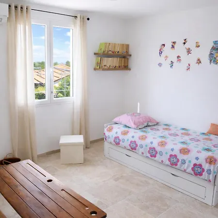 House For 6 People Private Pool, Air Conditioning, Holiday home Manosque